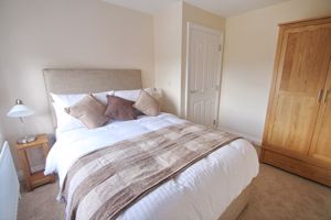 20 King George Avenue